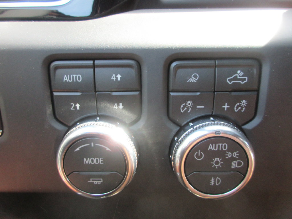 New 2026 GMC Sierra 3500 Denali Ultimate AWD/4WD image 18