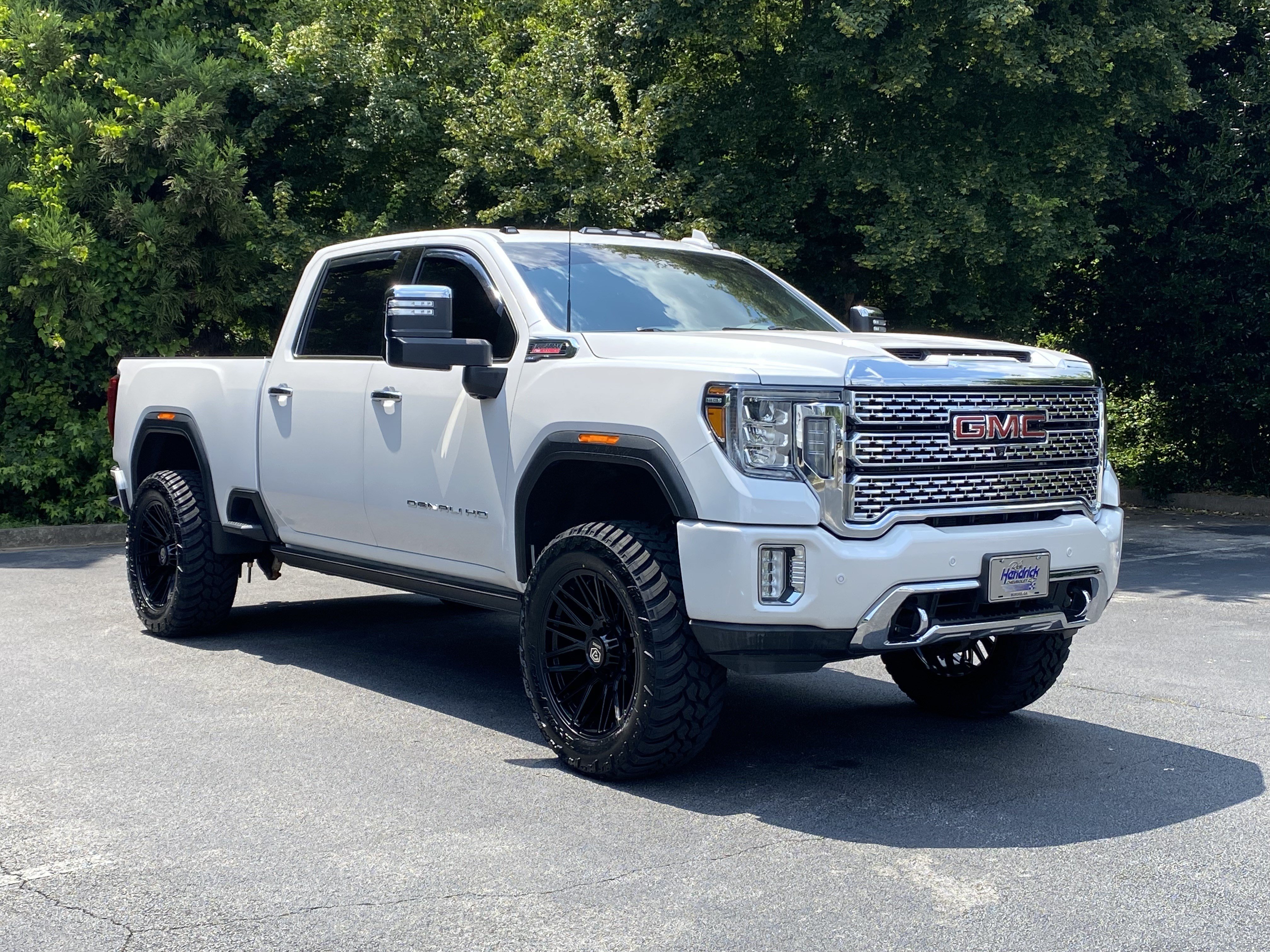 Used 2022 GMC Sierra 2500 Denali w/ Denali Ultimate Package AWD/4WD video 2