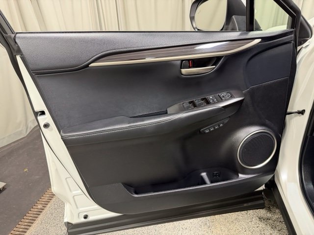Used 2016 Lexus NX 200t AWD w/ Luxury Package image 21
