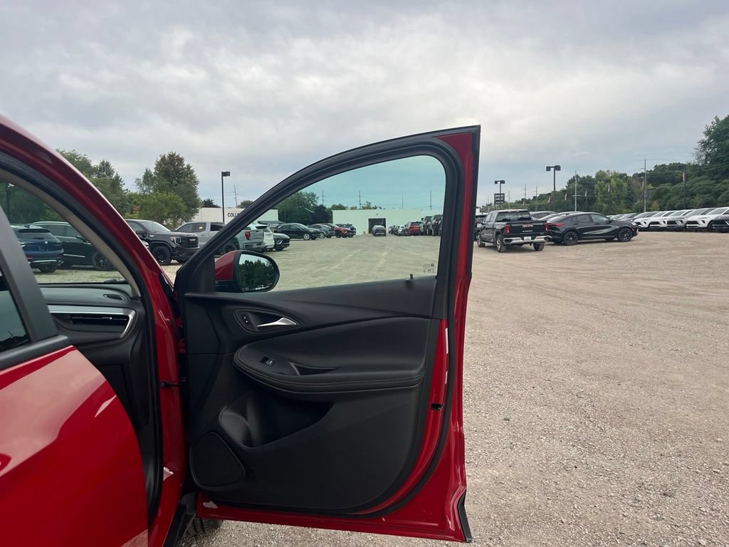 Used 2026 Buick Encore GX Preferred FWD image 33