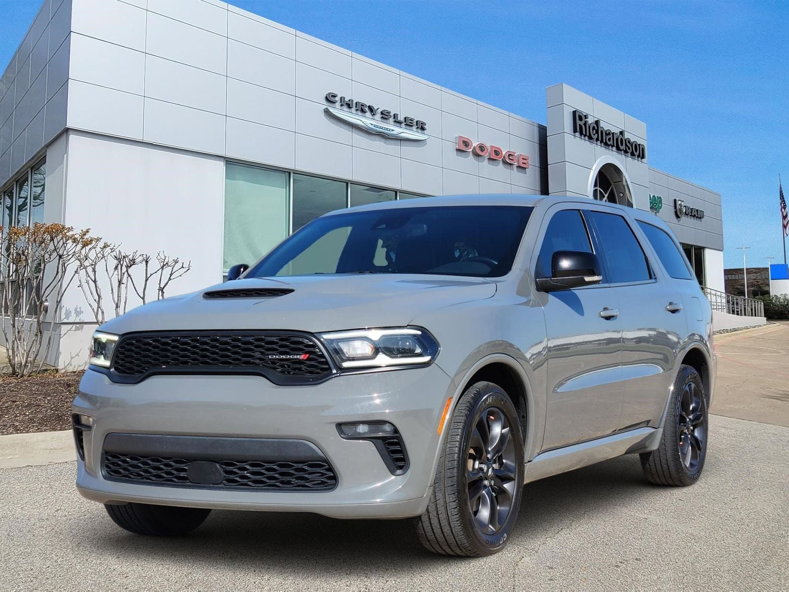 Used 2022 Dodge Durango GT image 2