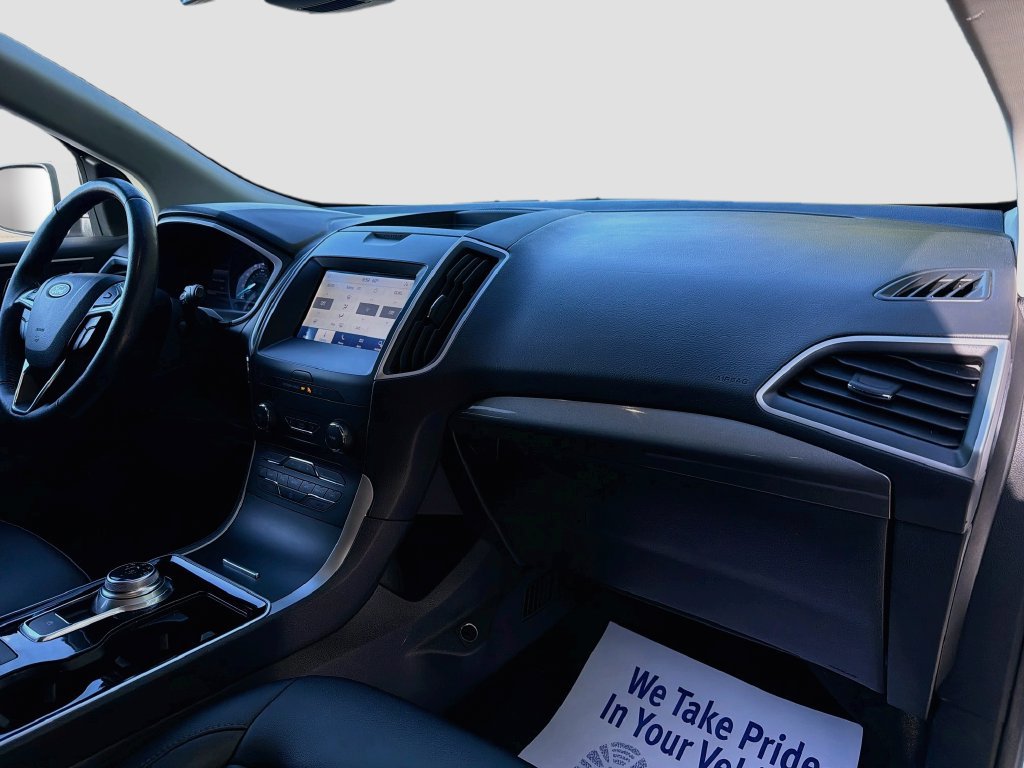 Used 2020 Ford Edge SEL w/ Convenience Package AWD/4WD image 30