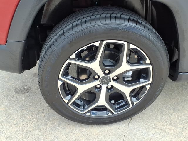Used 2025 Jeep Compass Limited AWD/4WD image 7