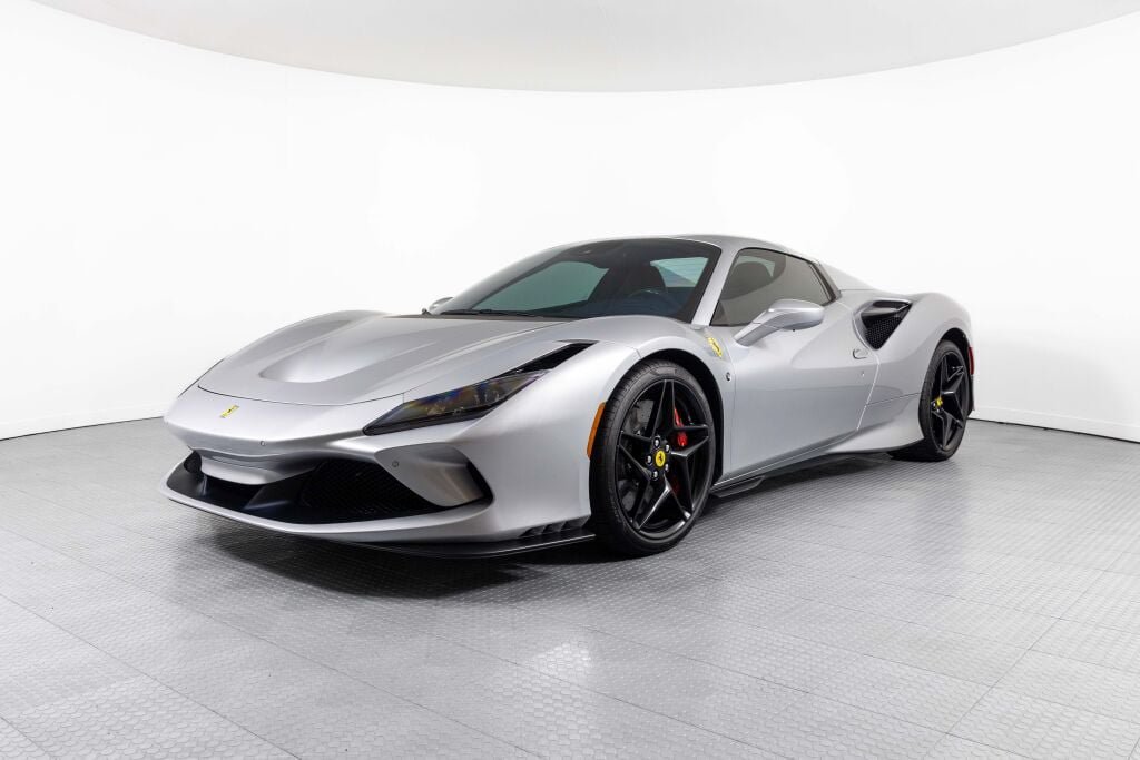 Used 2022 Ferrari F8 Tributo RWD image 71