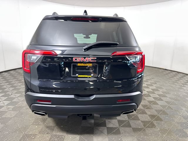 Used 2023 GMC Acadia SLE w/ Driver Convenience Package image 4