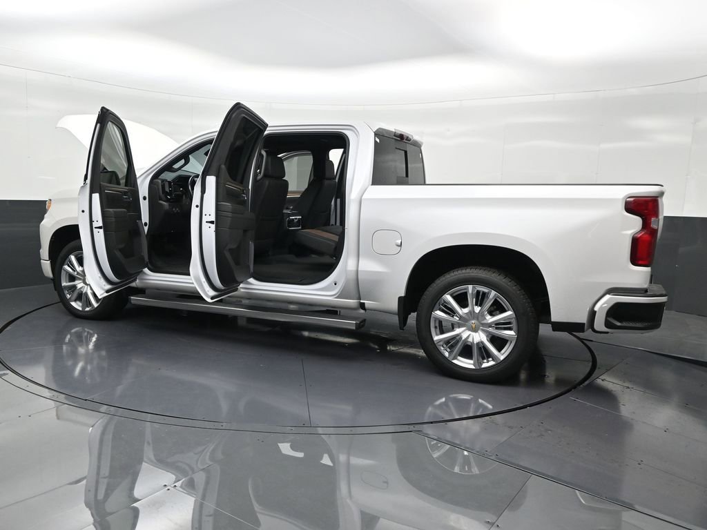 Used 2023 Chevrolet Silverado 1500 High Country w/ High Country Premium Package image 34