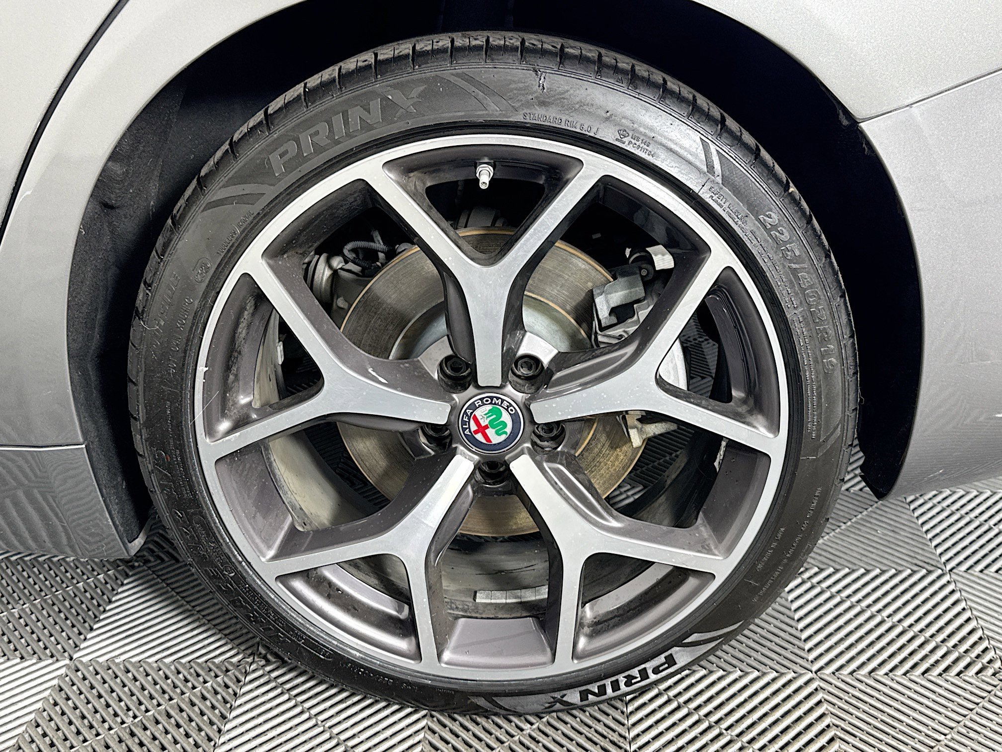 Used 2019 Alfa Romeo Giulia Ti image 65