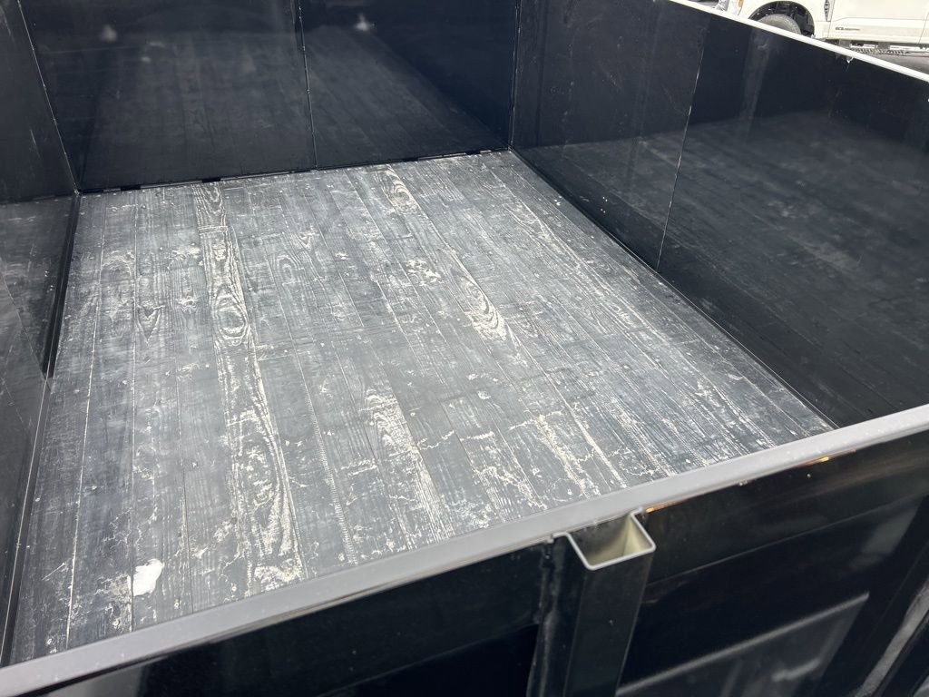 New 2026 Ford F550 4x4 Crew Cab image 5