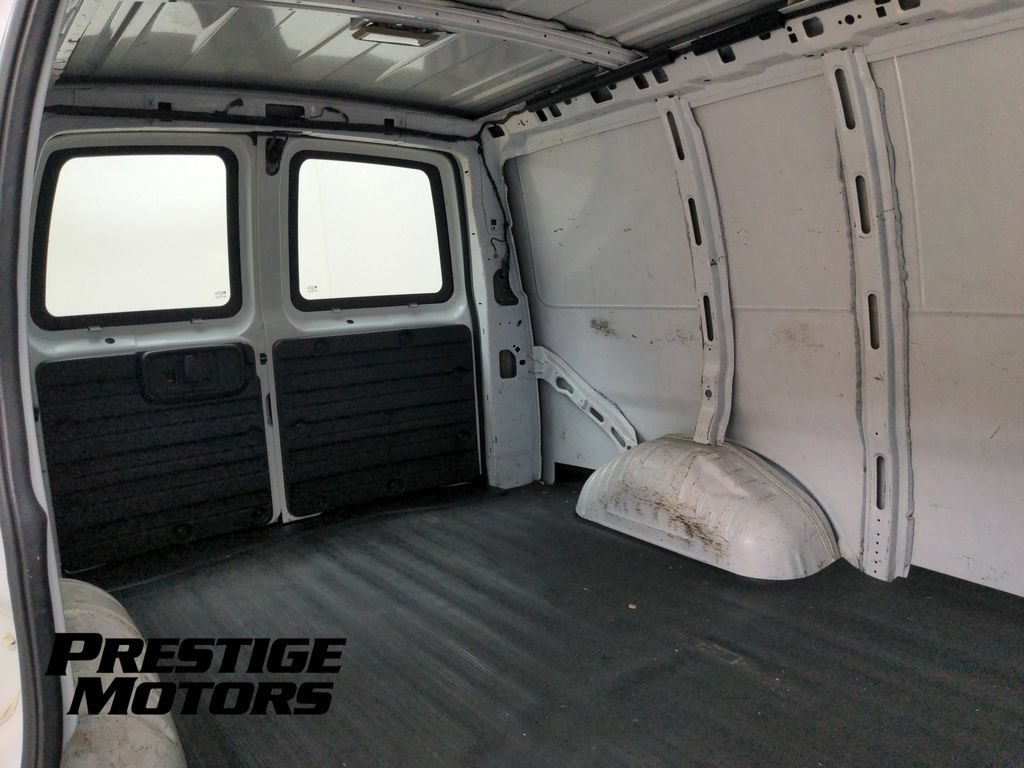 Used 2008 Chevrolet Express 1500 RWD image 20
