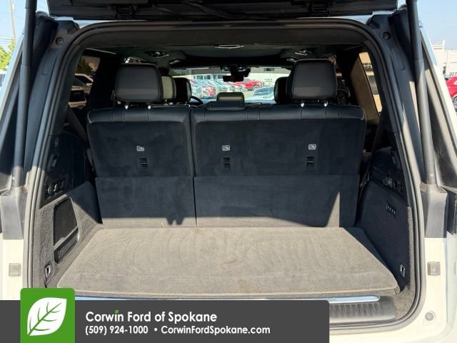 Used 2022 Jeep Grand Wagoneer Series III AWD/4WD image 19