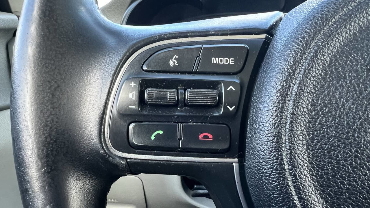 Used 2016 Kia Optima EX image 22