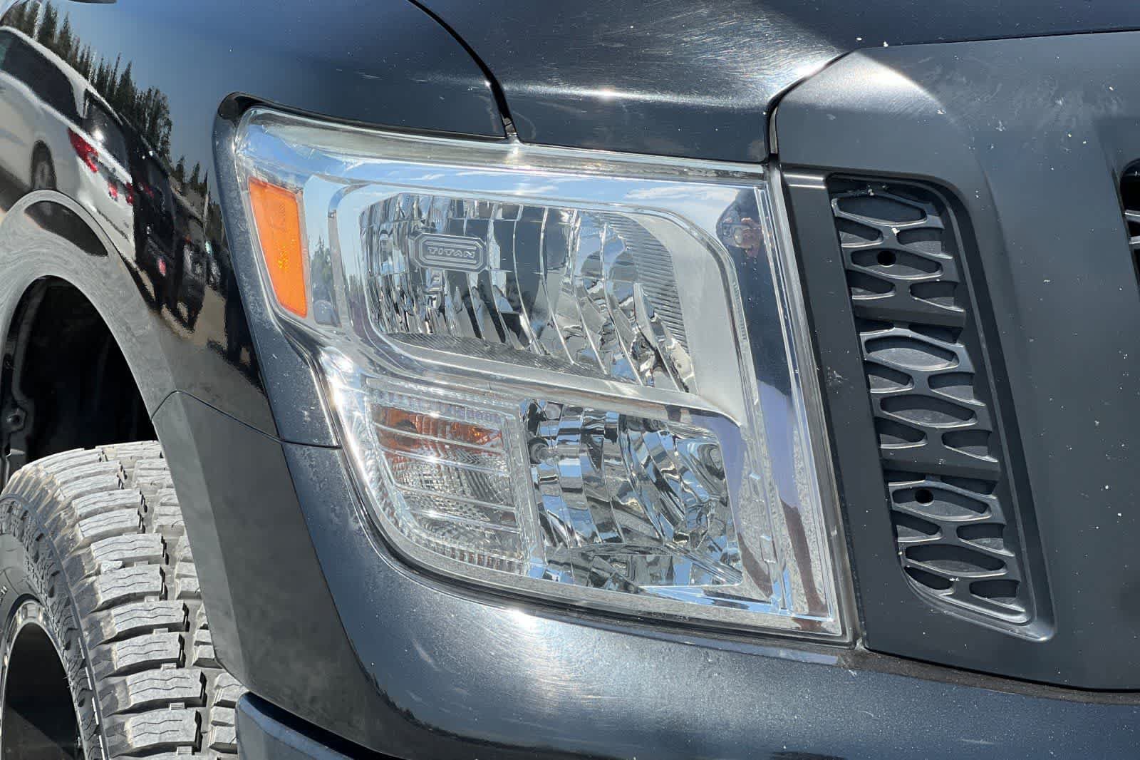 Used 2018 Nissan Titan S w/ S Utility Package AWD/4WD image 32