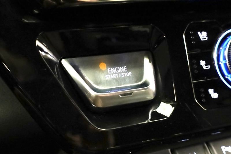 Used 2023 GMC Sierra 1500 AT4 w/ AT4 Premium Package image 26