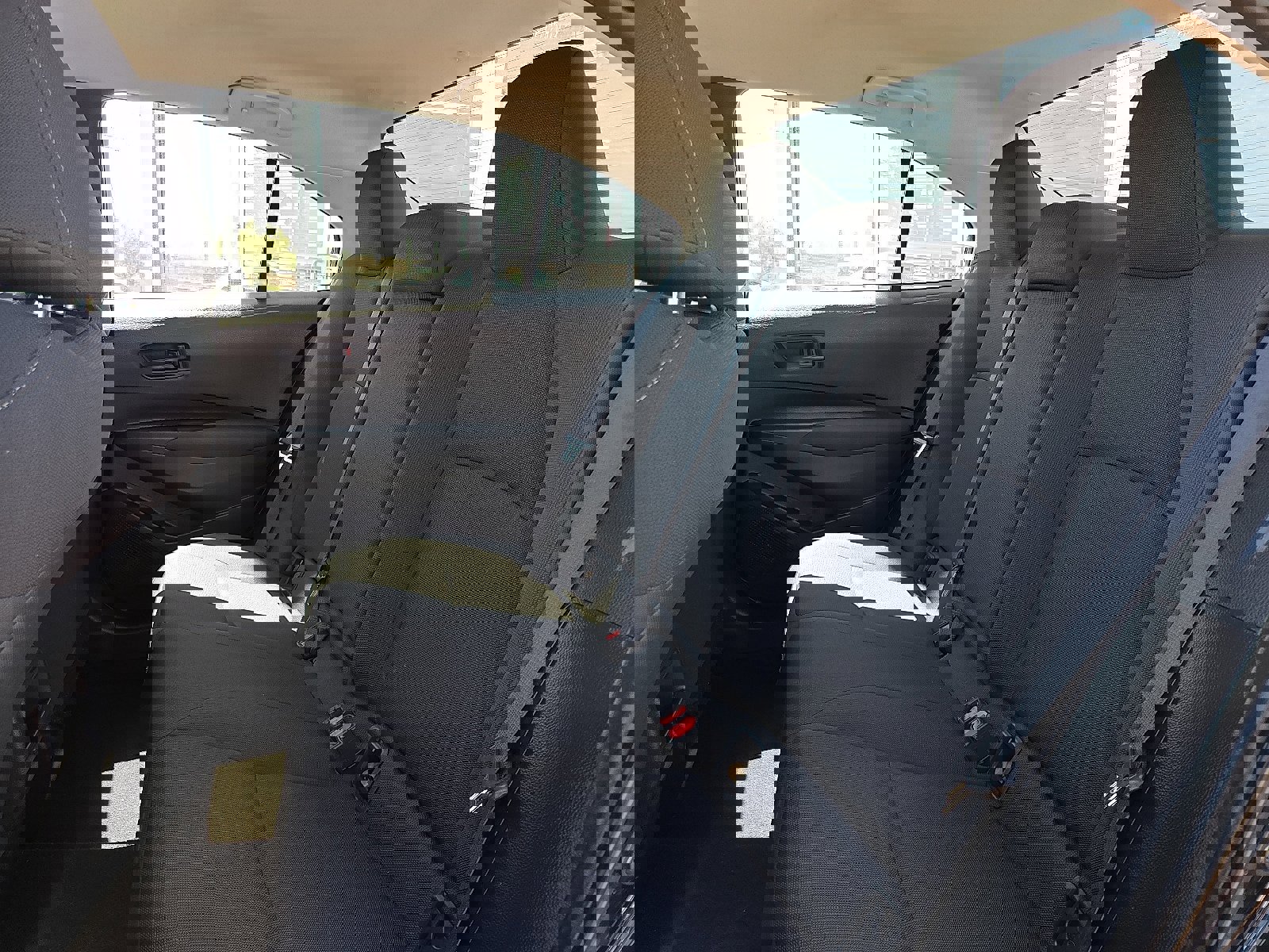 Used 2022 Toyota Corolla LE image 6