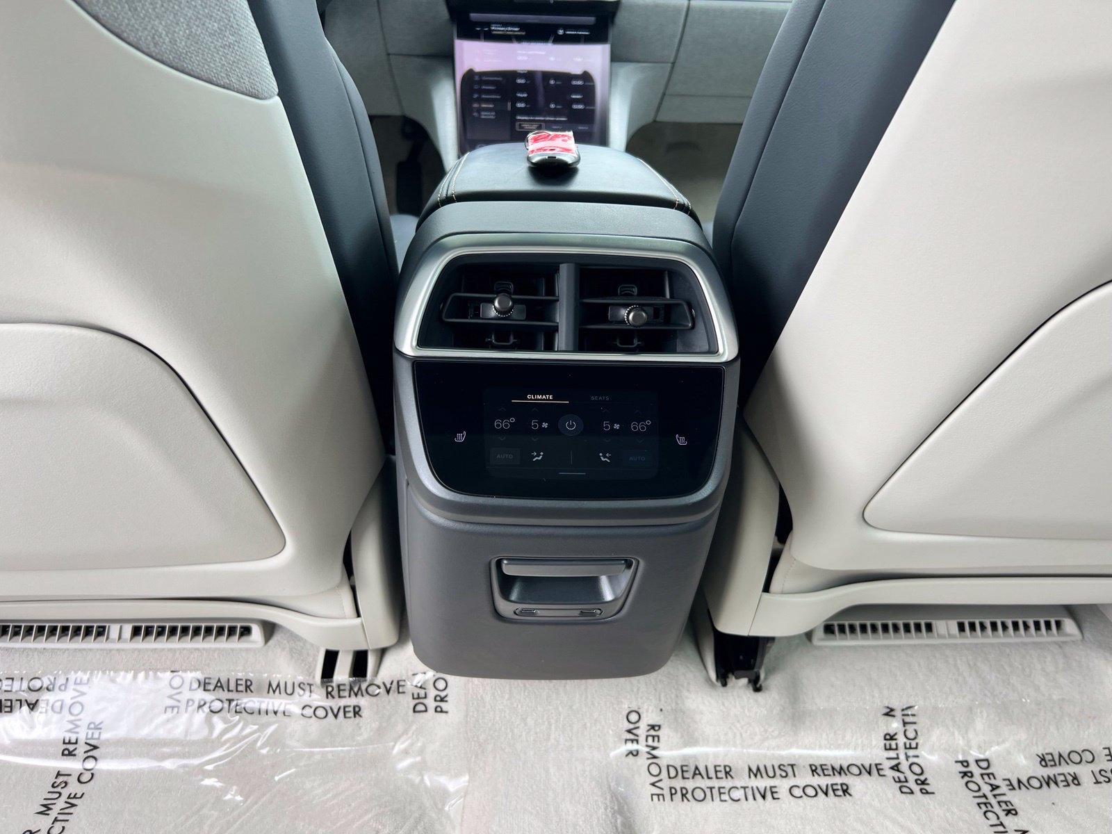 Used 2023 Lucid Air Touring AWD/4WD image 59