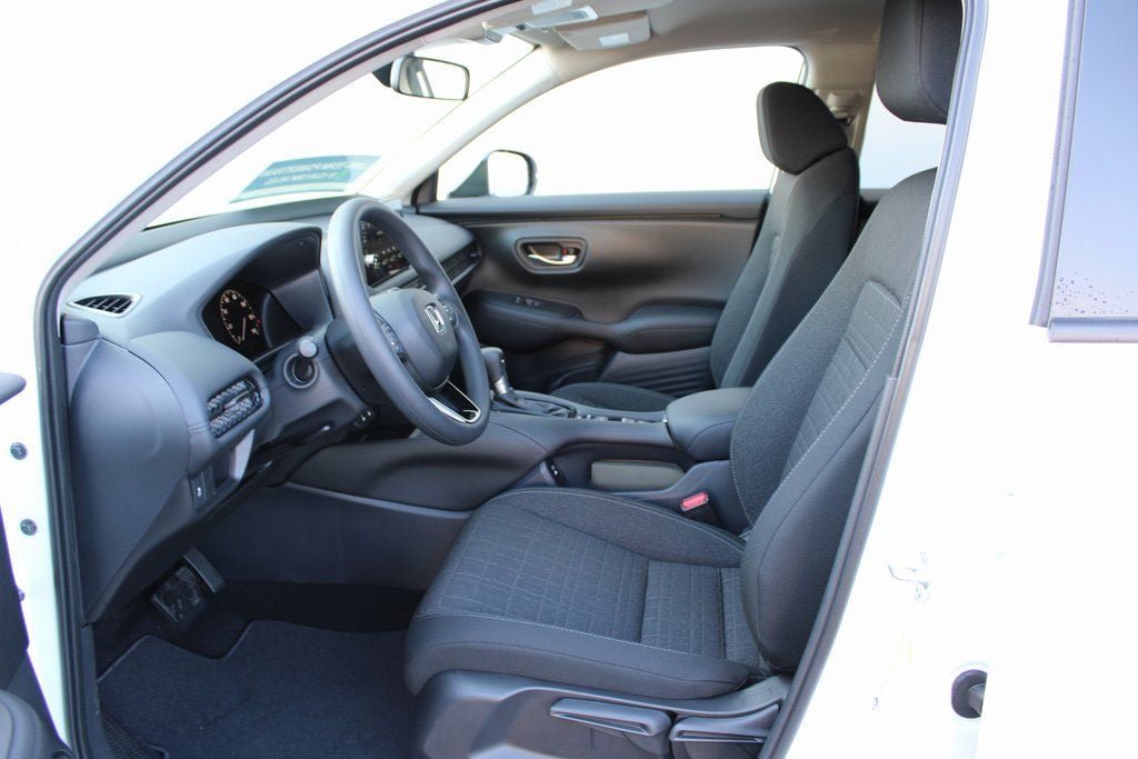 New 2026 Honda HR-V LX image 21