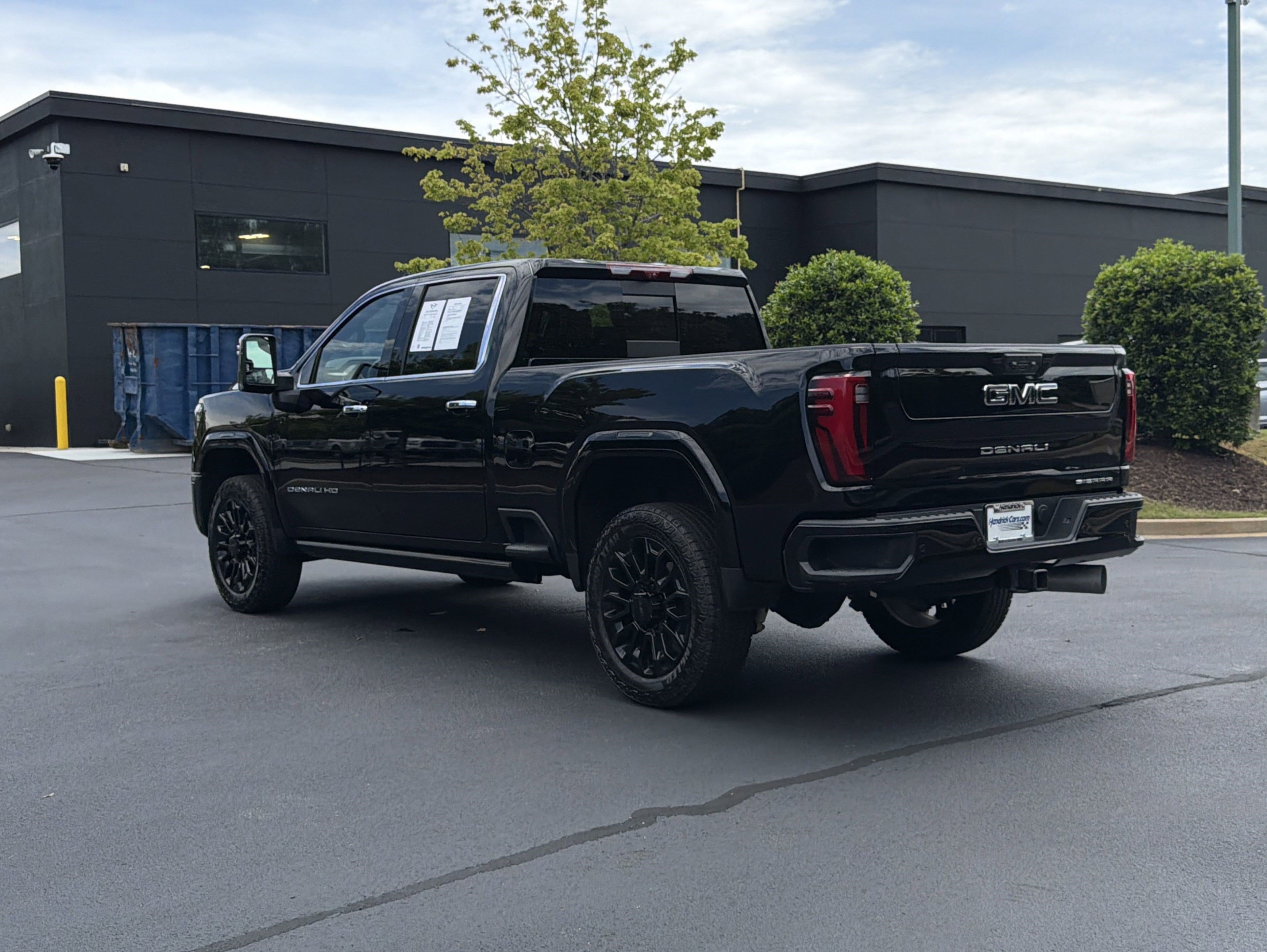 Used 2026 GMC Sierra 2500 Denali Ultimate AWD/4WD image 17