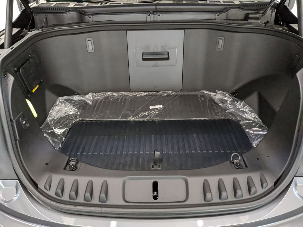 New 2025 Ford F150 Lightning Flash image 27