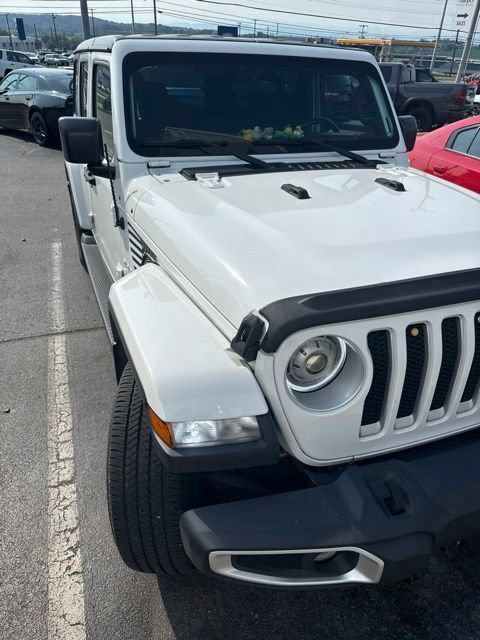 Used 2019 Jeep Wrangler Unlimited Sahara AWD/4WD image 3