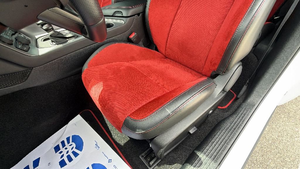 Used 2023 Dodge Challenger R/T Scat Pack image 16