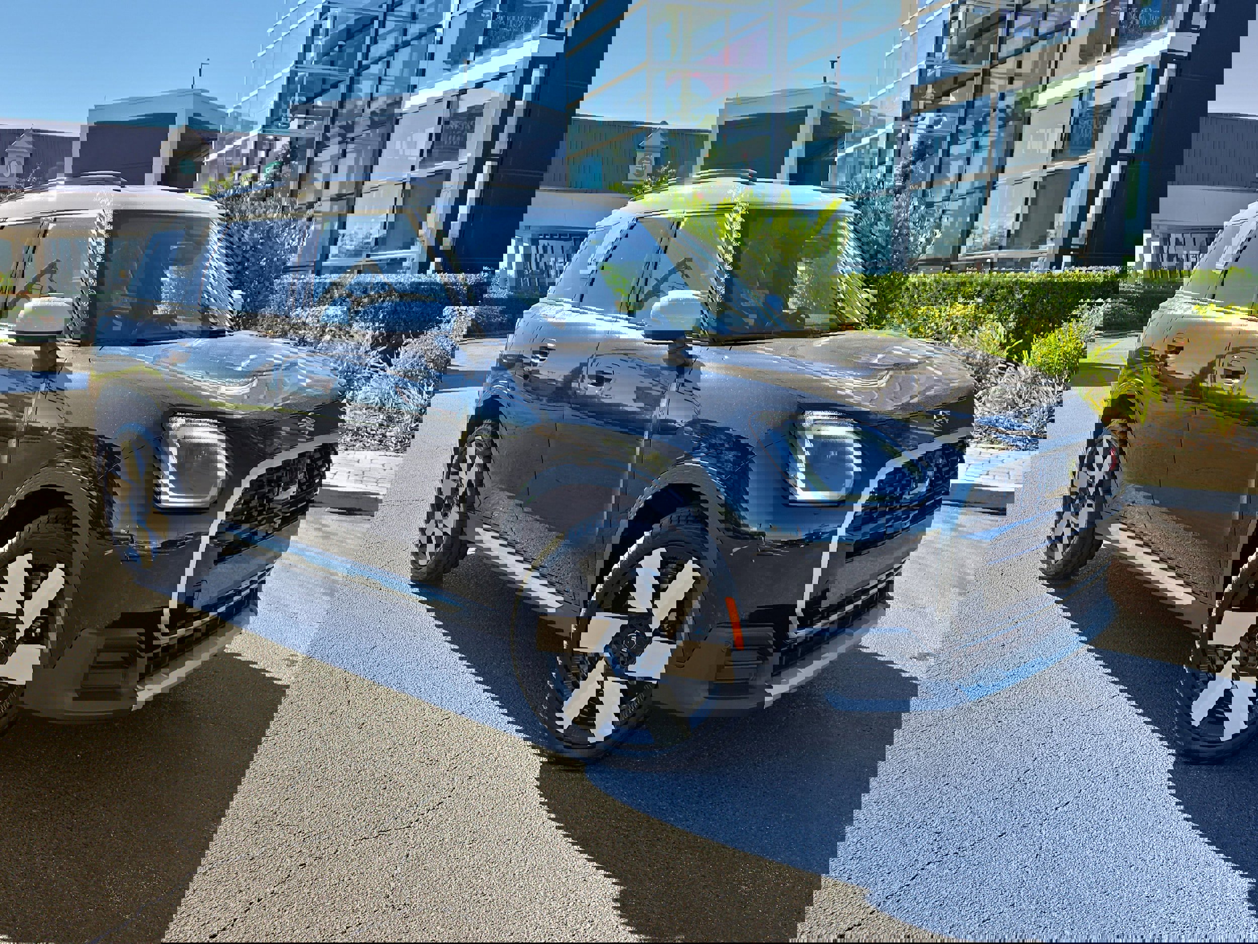 Certified 2025 MINI Cooper Countryman S w/ Comfort Package Max image 29