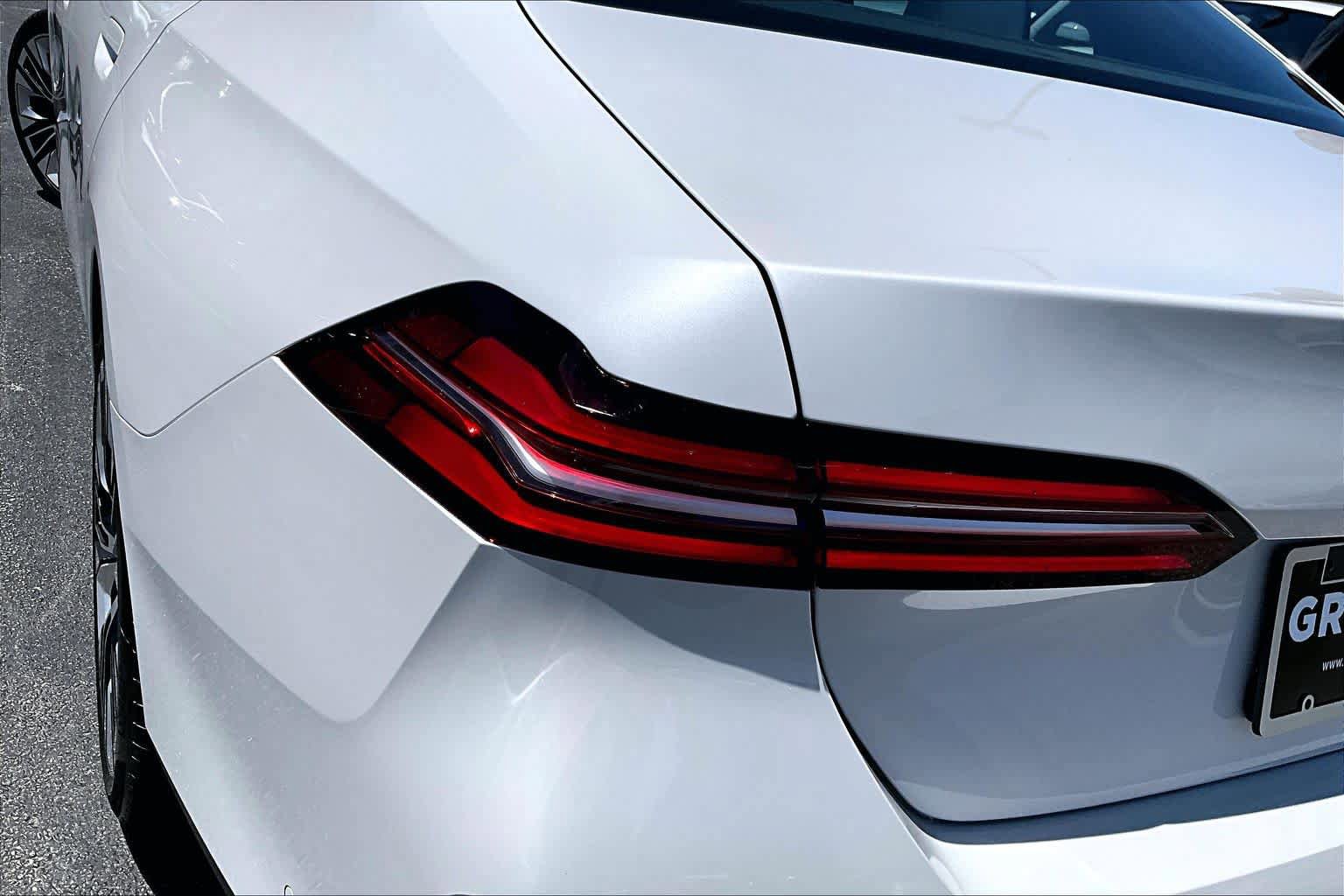 New 2027 BMW 530i RWD image 14
