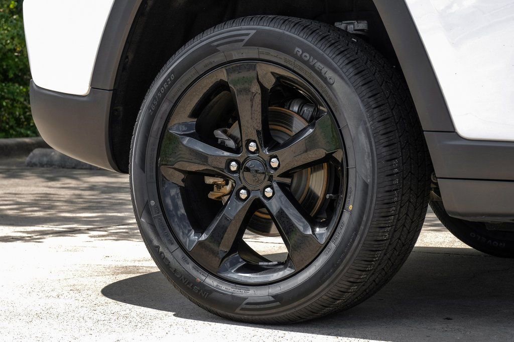 Used 2023 Jeep Grand Cherokee Altitude image 67