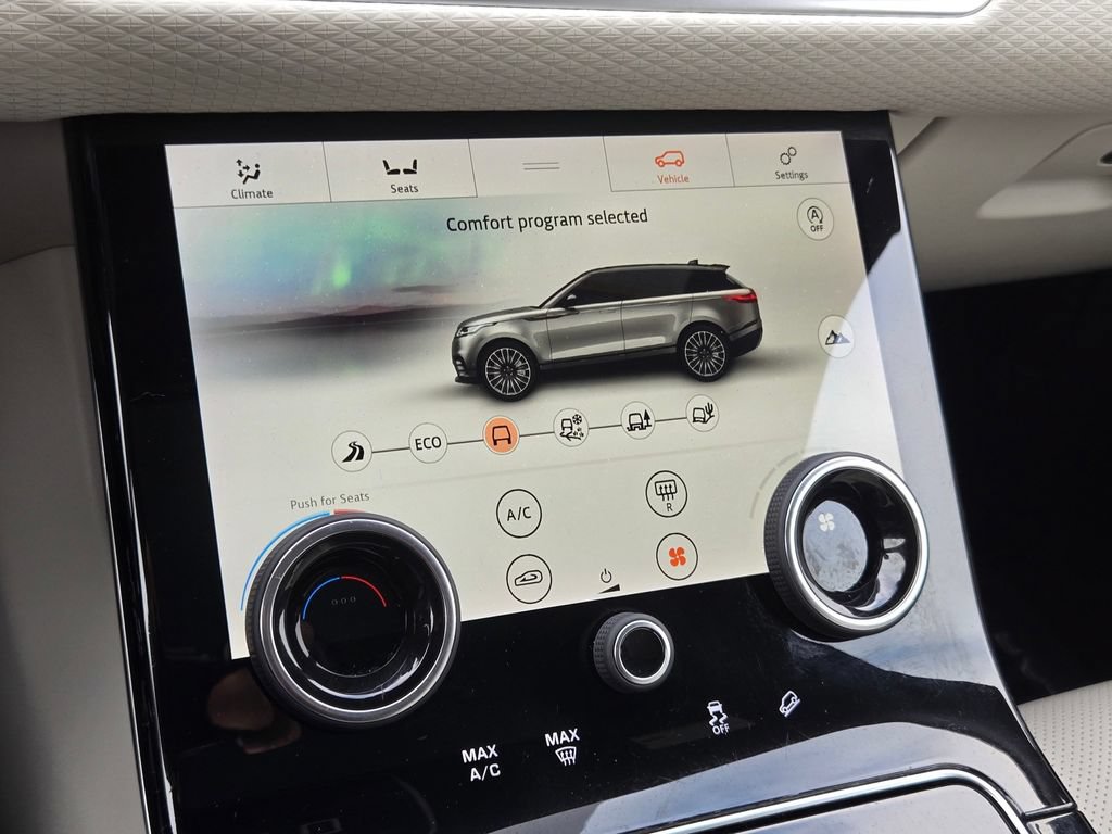 Used 2020 Land Rover Range Rover Velar R-Dynamic S AWD/4WD image 24