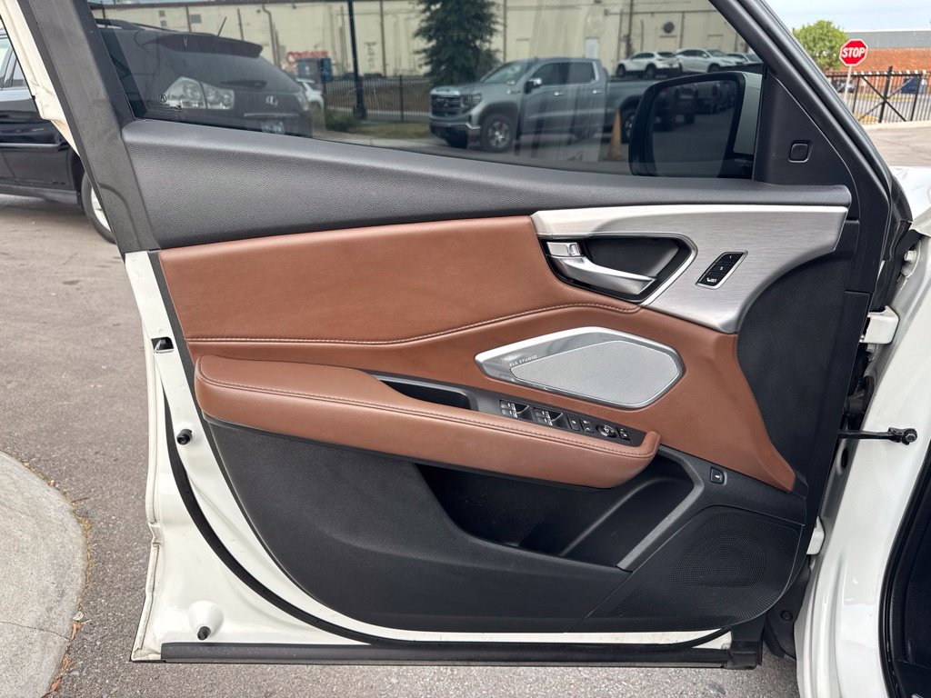 Used 2019 Acura RDX w/ Technology Package FWD image 10