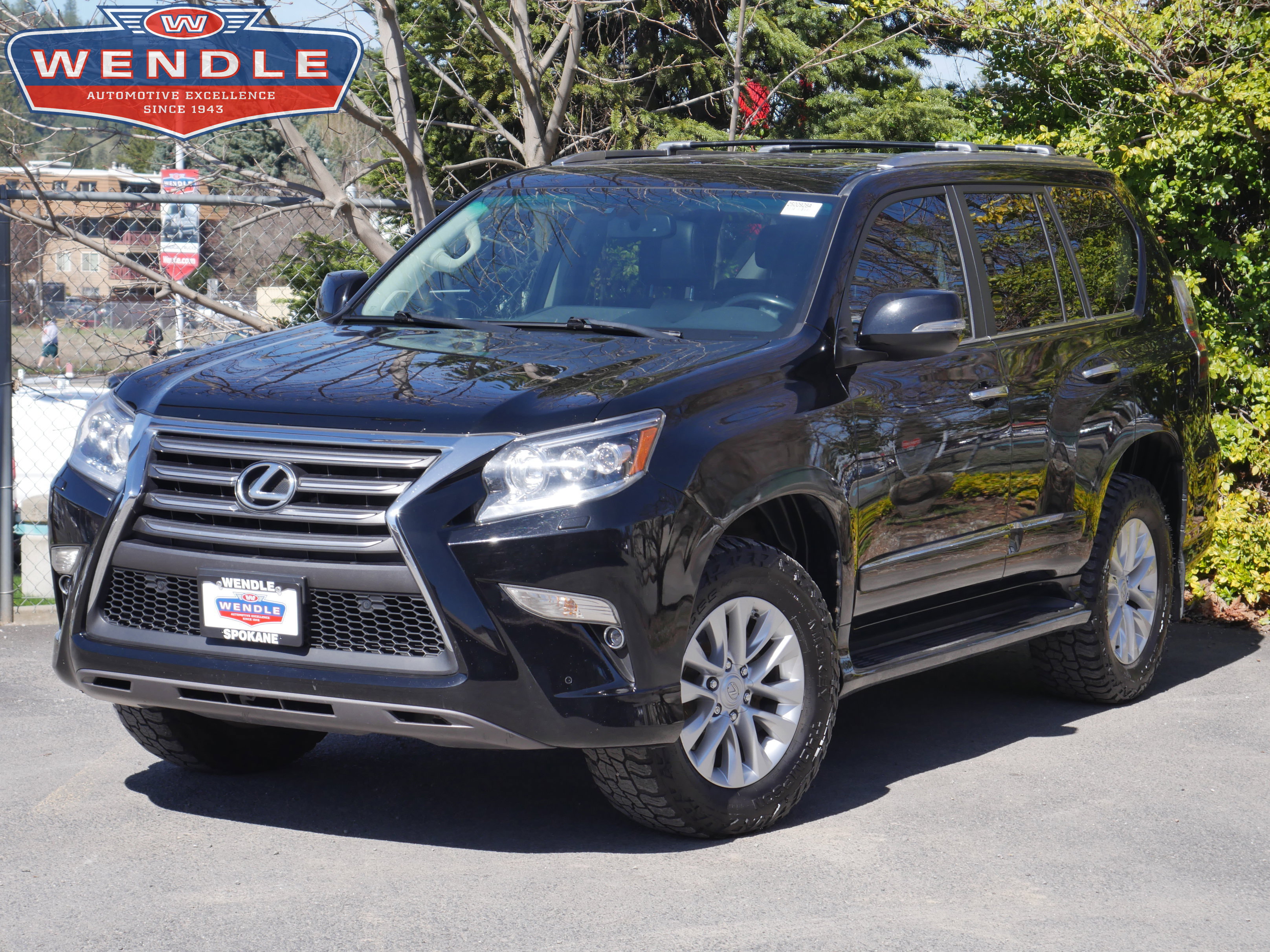 Used 2016 Lexus GX 460 w/ Premium Package image 1