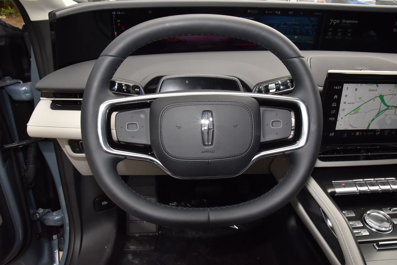 New 2026 Lincoln Nautilus Reserve AWD/4WD image 29