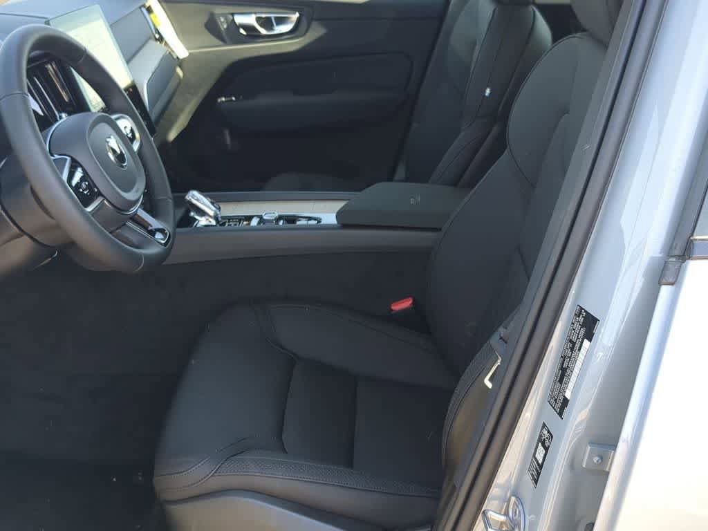New 2026 Volvo XC60 T8 Plus w/ Protection Package Premier AWD/4WD image 15