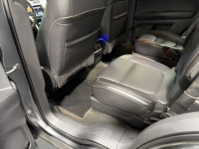 Used 2015 Ford Explorer Sport w/ Equipment Group 401A AWD/4WD image 31