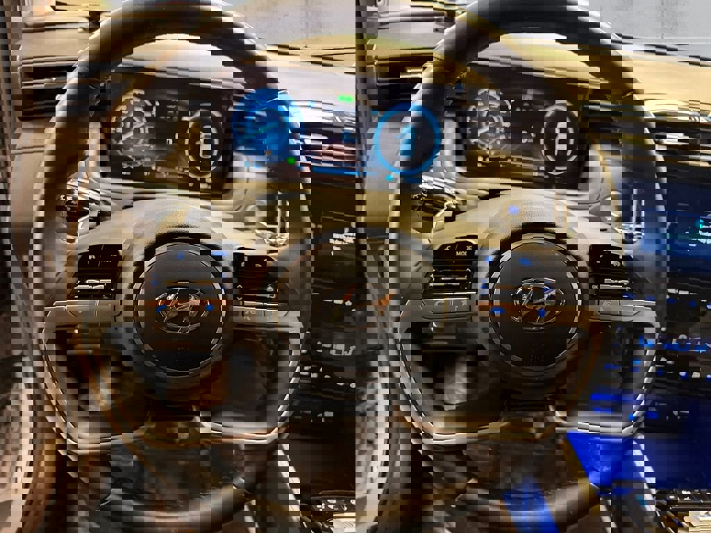 Used 2023 Hyundai Tucson Limited AWD/4WD image 9