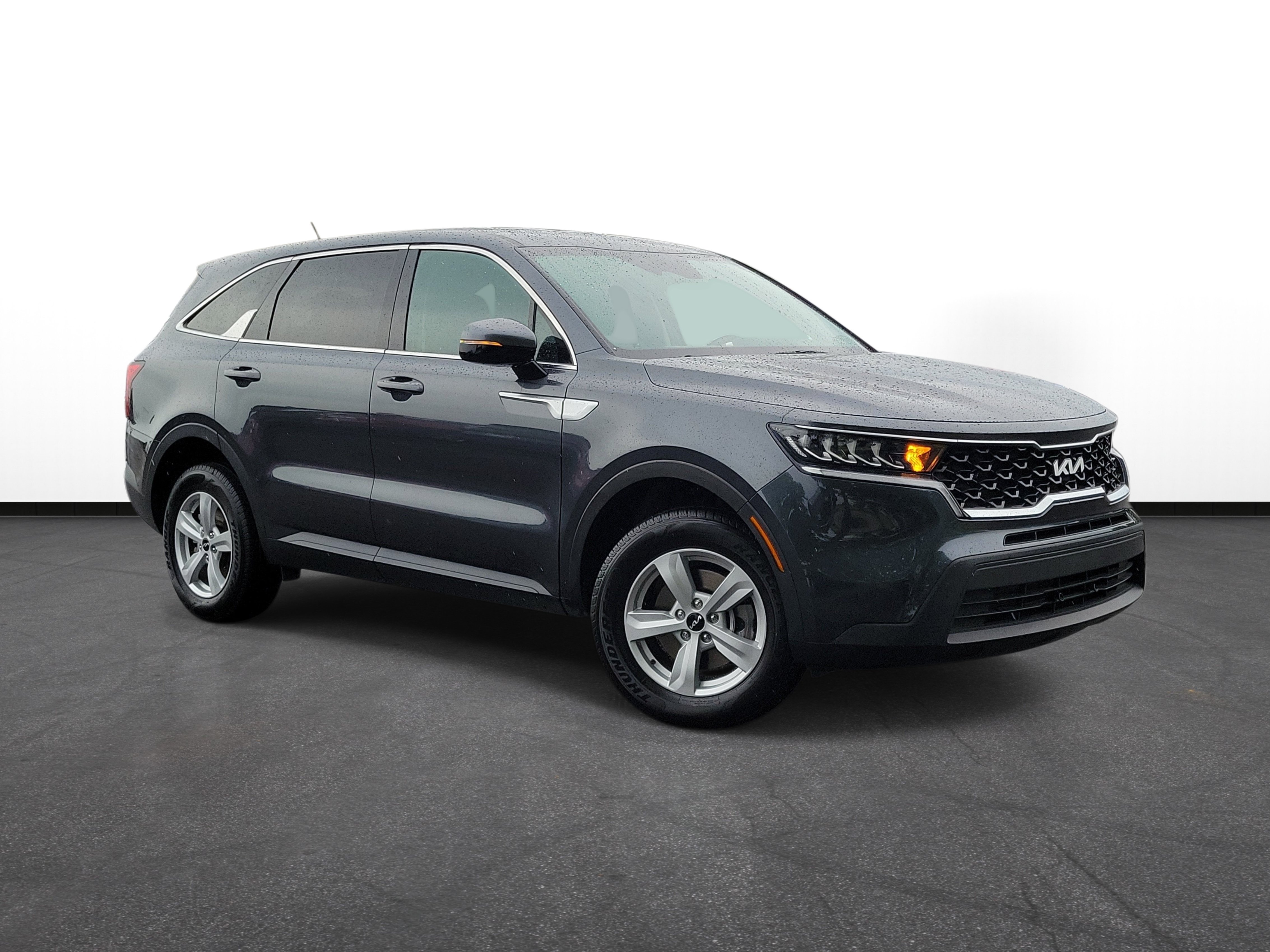 Used 2023 Kia Sorento LX