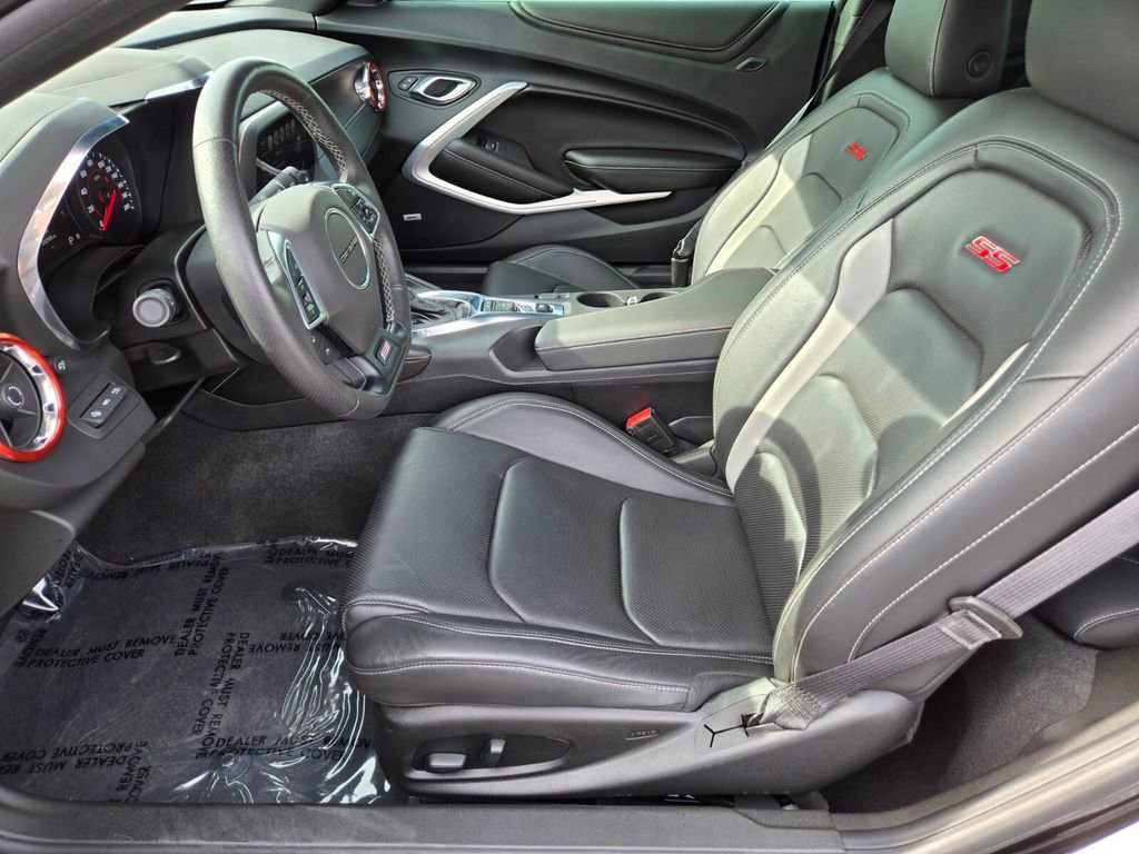 Used 2018 Chevrolet Camaro SS w/ LPO, Ground Effects Package image 10