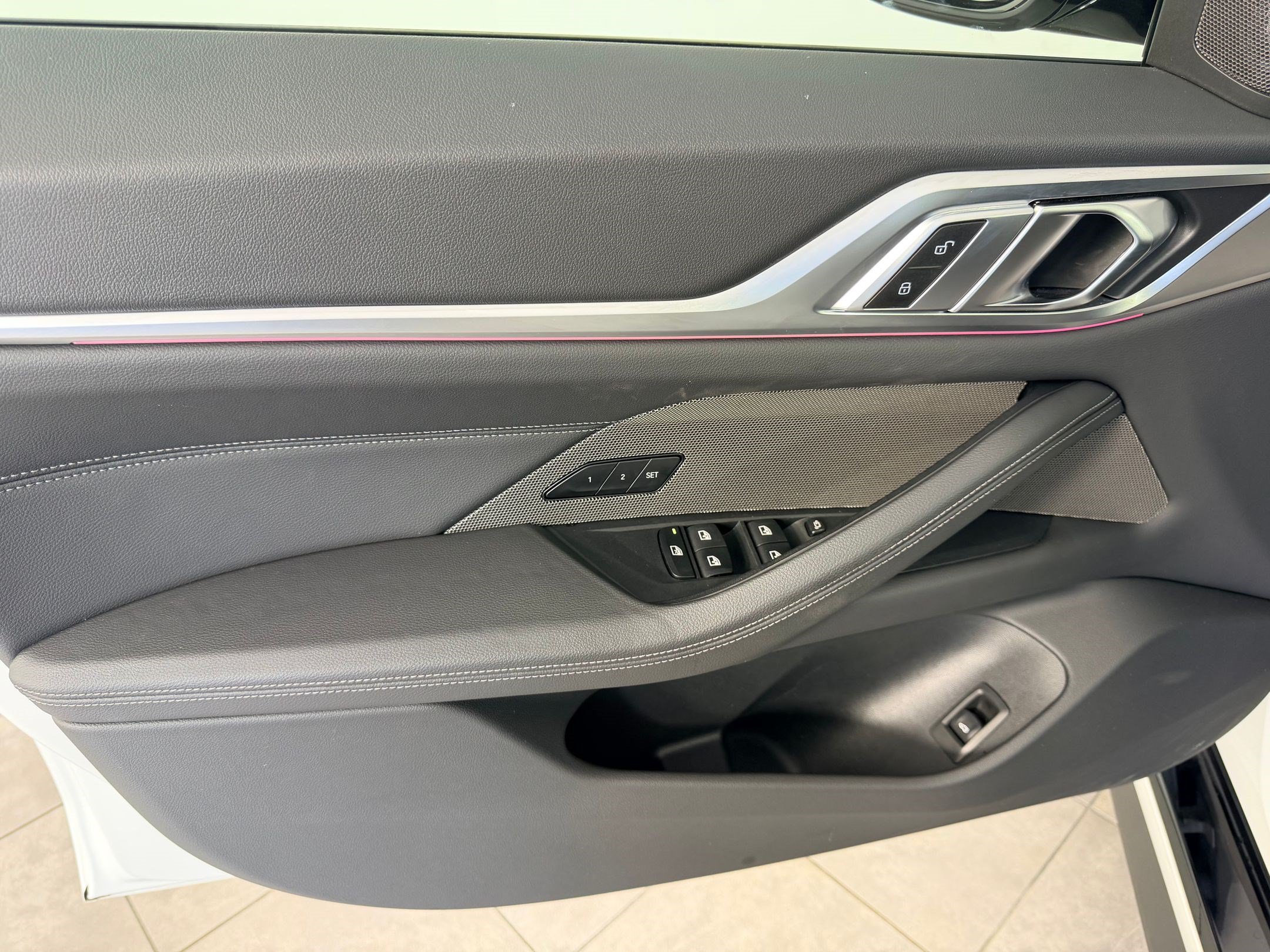 Certified 2025 BMW 430i xDrive w/ M Sport Package AWD/4WD image 12