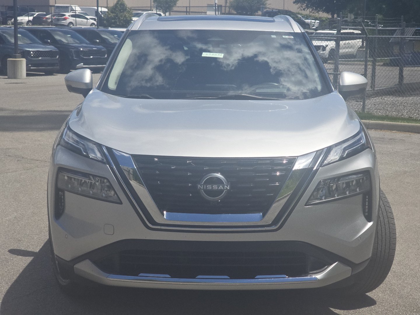 Used 2023 Nissan Rogue Platinum w/ Platinum Premium Package AWD/4WD image 12