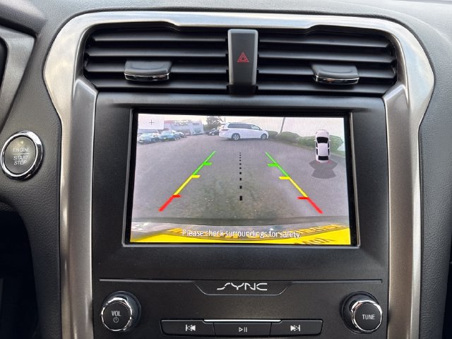Used 2019 Ford Fusion SEL FWD image 14