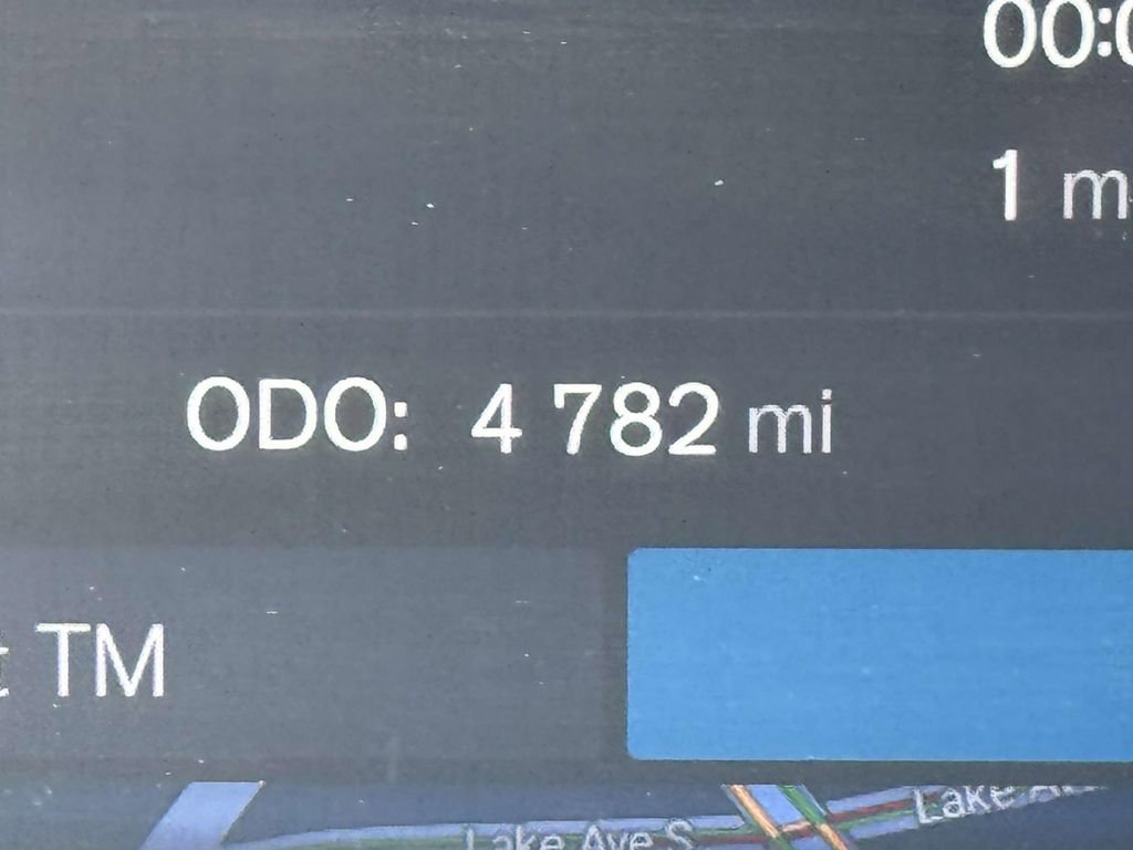 Certified 2026 Volvo XC40 B5 Plus w/ Climate Package image 24