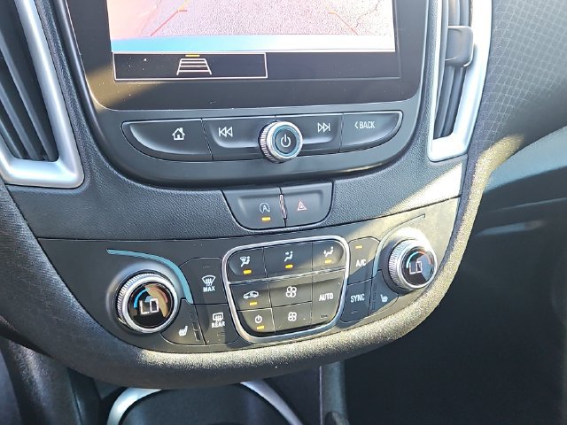 Used 2024 Chevrolet Malibu LT FWD image 25