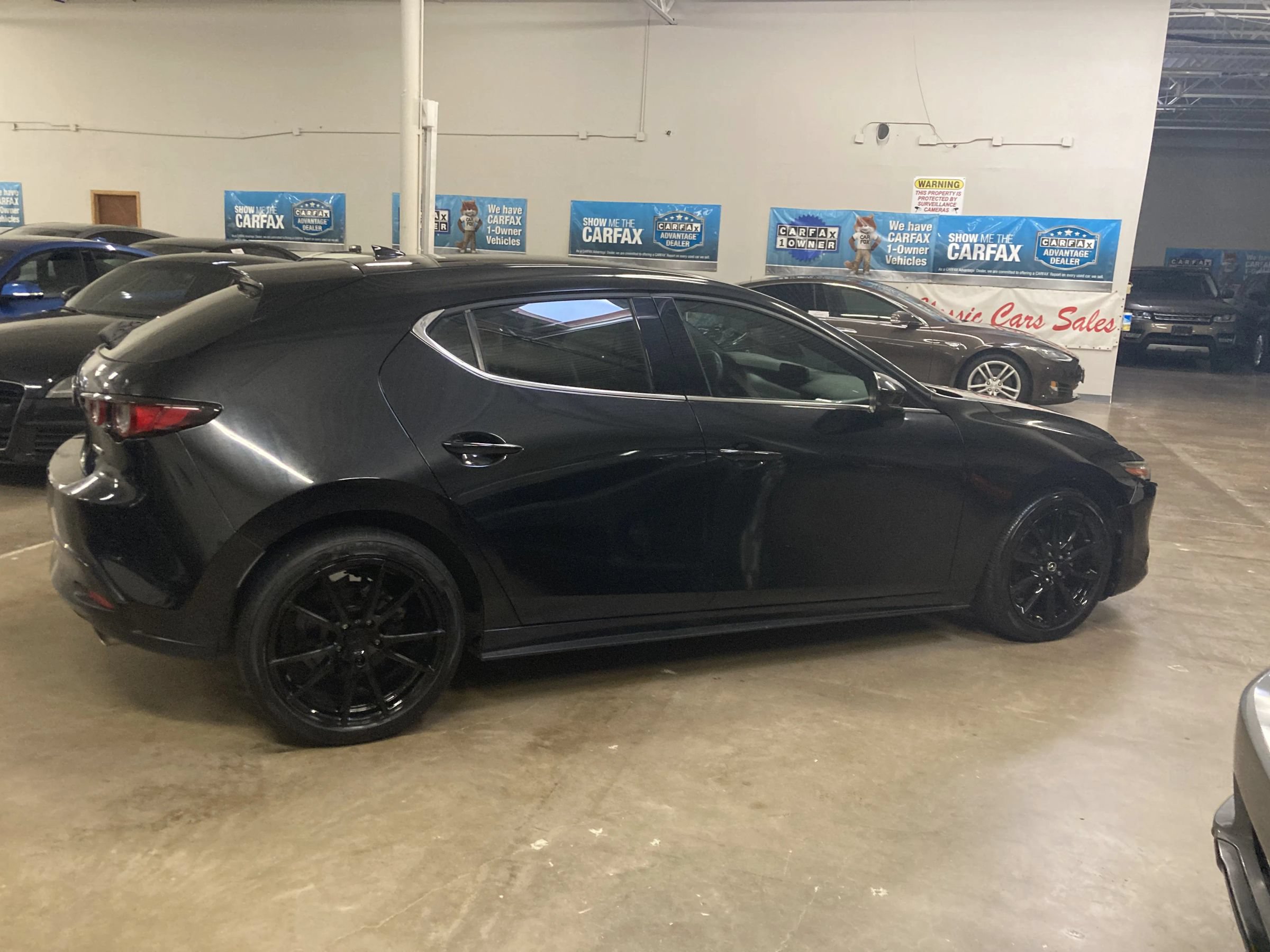 Used 2019 MAZDA MAZDA3 Hatchback w/ Premium Package FWD image 8