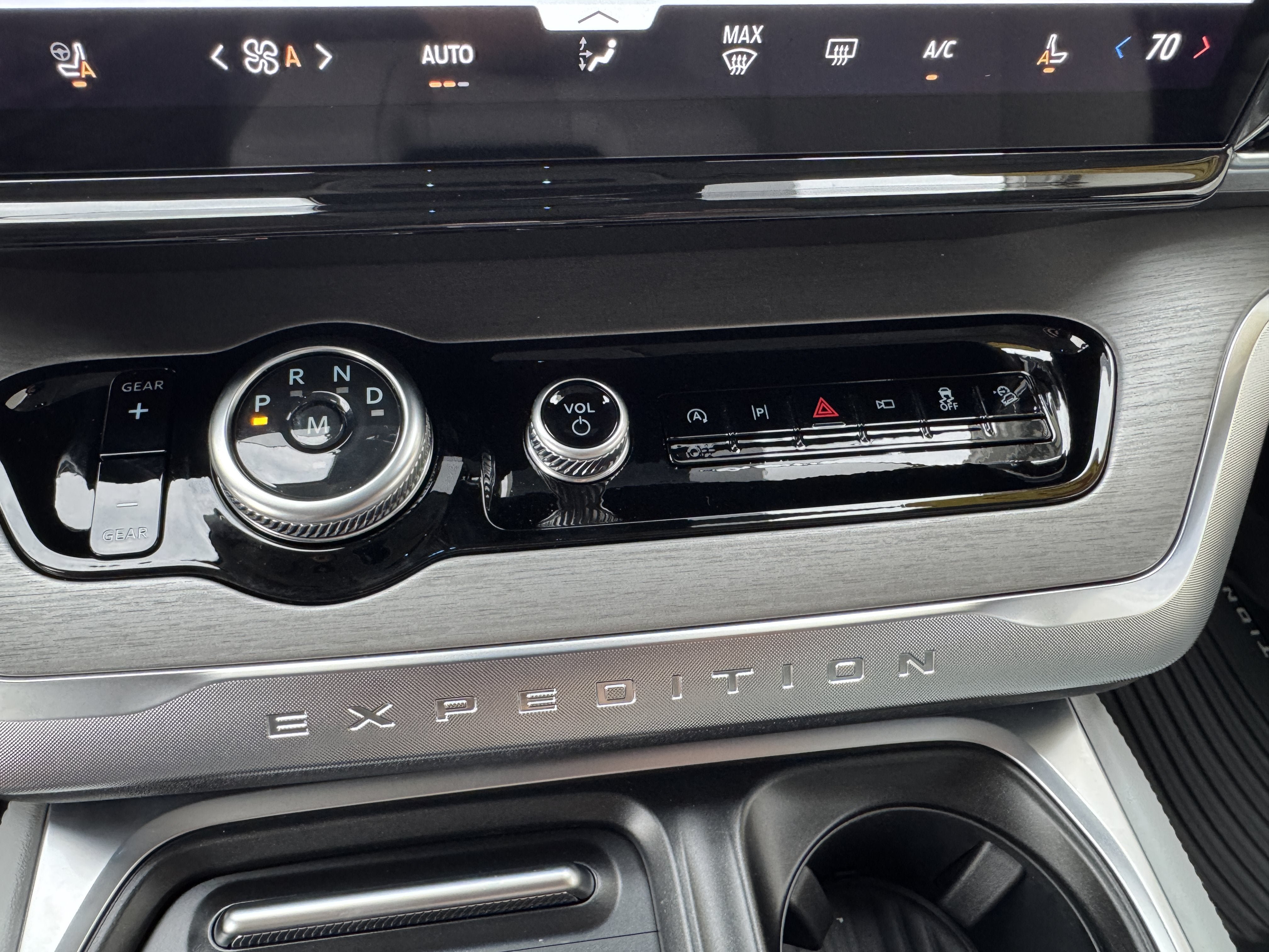 New 2027 Ford Expedition Max Platinum AWD/4WD image 17