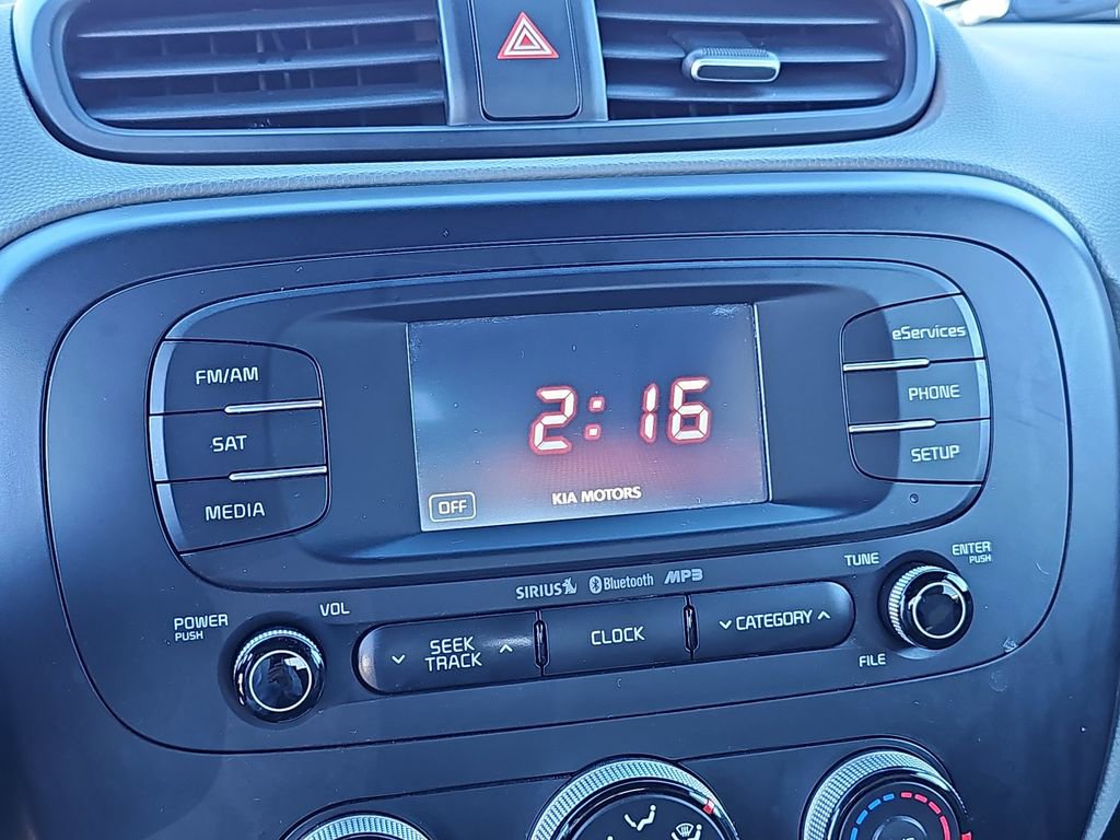 Used 2015 Kia Soul Base image 24