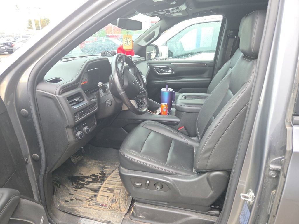 Used 2022 Chevrolet Tahoe Z71 w/ Luxury Package image 8