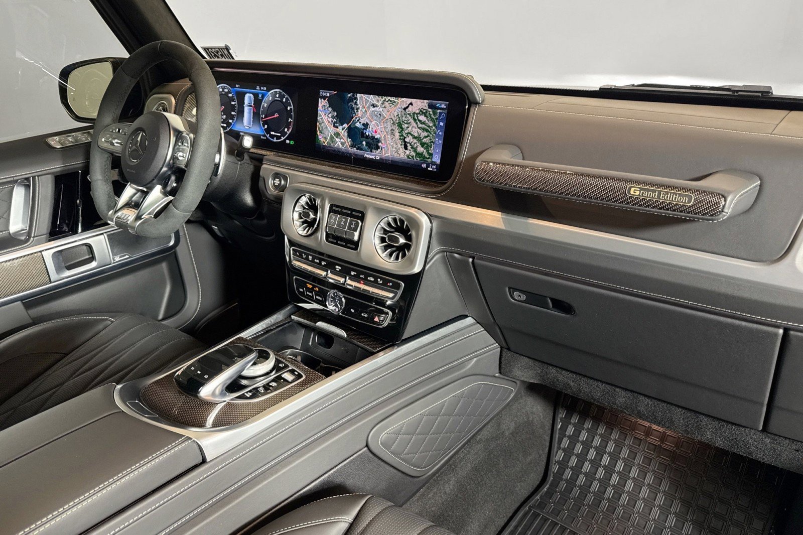 Certified 2024 Mercedes-Benz G 63 AMG AMG G 63 4MATIC SUV GRAND EDIT image 29