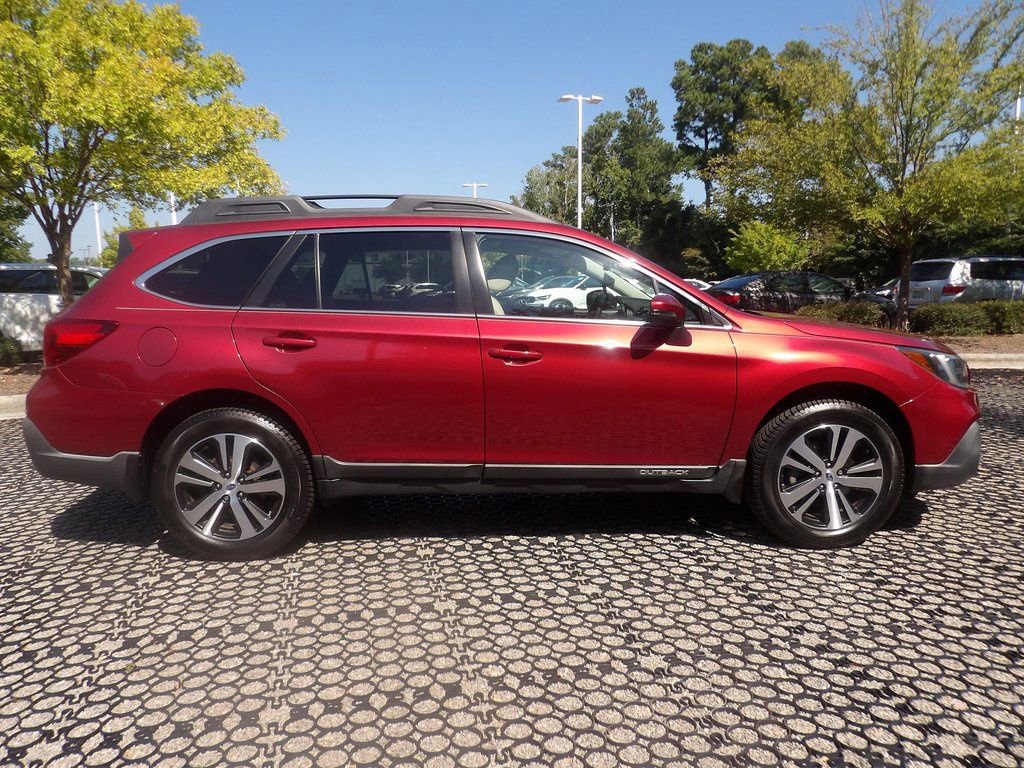 Used 2019 Subaru Outback 2.5i Limited w/ Popular Package #2 image 4
