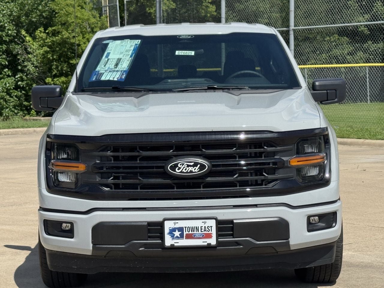 New 2026 Ford F150 XLT w/ XLT Black Appearance Package RWD image 8