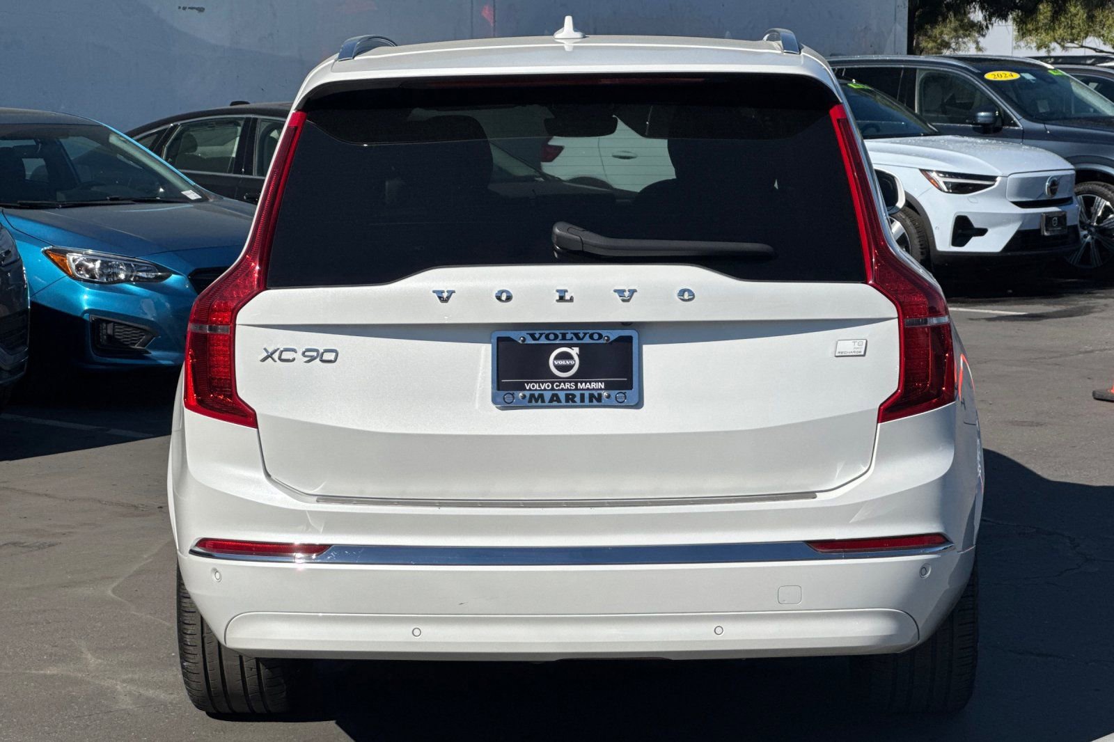 Used 2024 Volvo XC90 T8 Ultimate w/ Lounge Package image 7