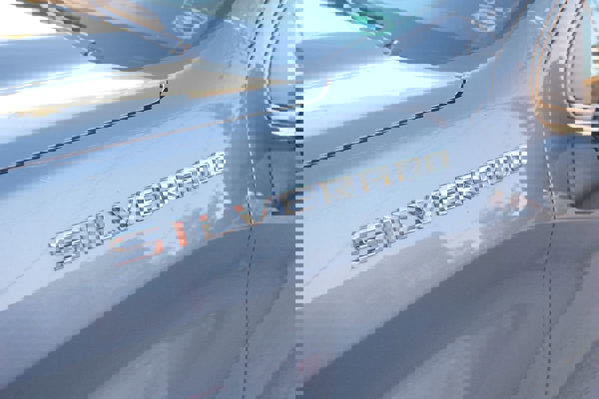 Used 2021 Chevrolet Silverado 1500 LT image 35